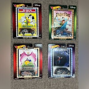 Disney Collector Hot Wheels NIB